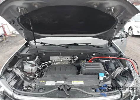 2024 Volkswagen Atlas 2.0T Sel Premium R-Line from USA, damaged, VIN 1V2FR2CA8RC549553